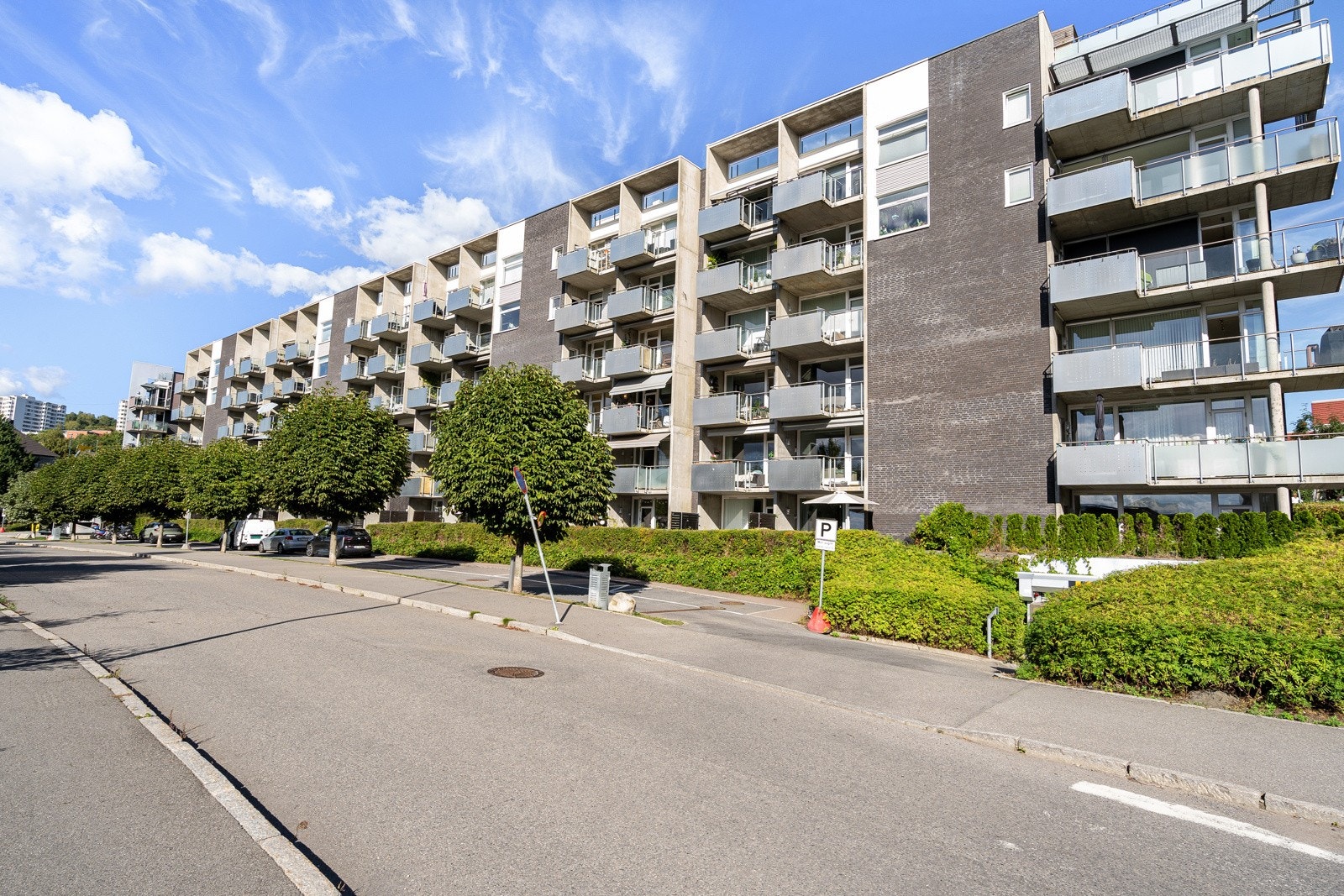 Leiligheten har en meget populær og sentral beliggenhet i Nydalen. Galleribilde