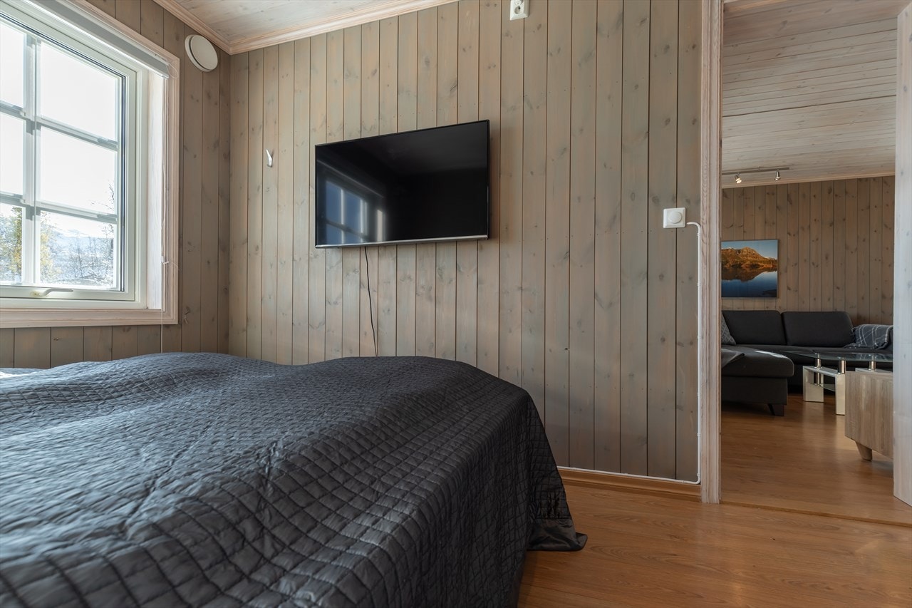 Soverom med plass til dobbeltseng Galleribilde