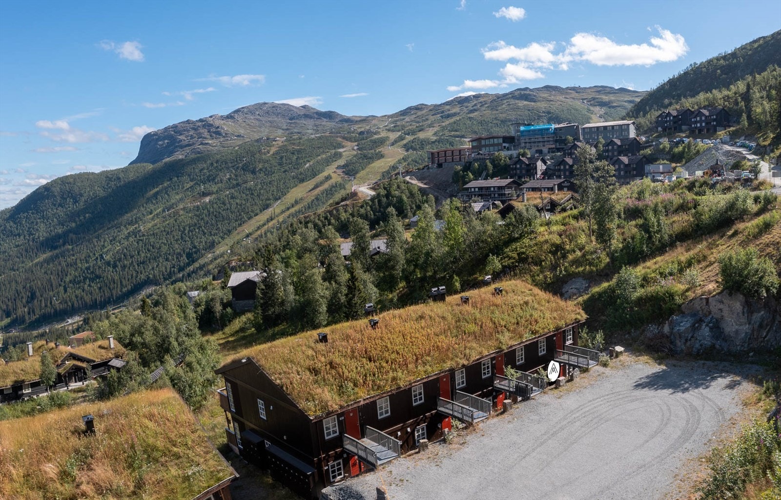 Eindommens plassering i dalen. Galleribilde