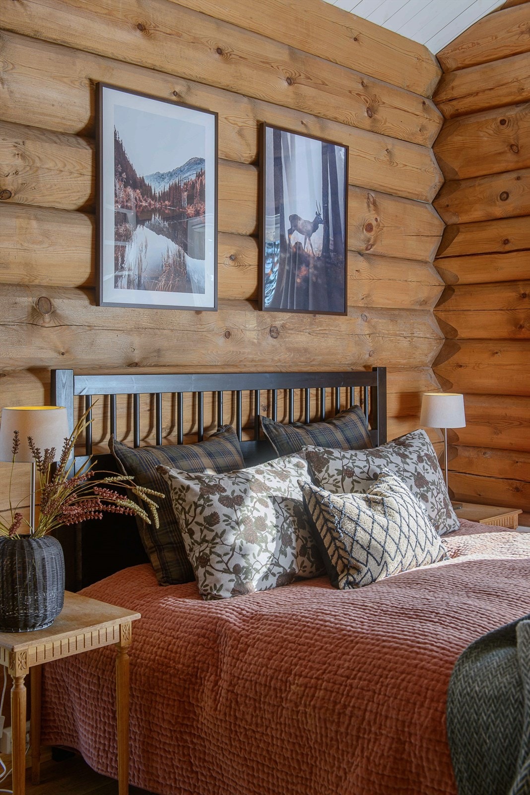 Boligen har til sammen 5 soverom og rommer til sammen hele 8 sengeplasser. Galleribilde