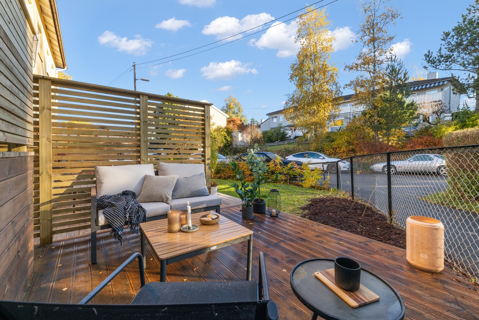 Her kan du sitte i rolige og grønne omgivelser. Galleribilde