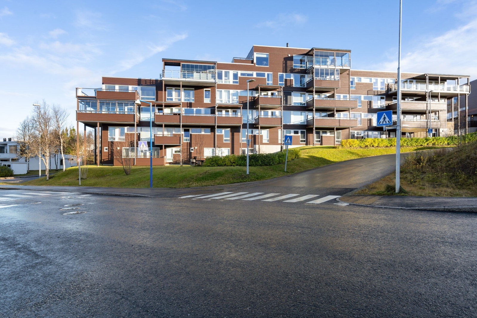 Leiligheten ligger i et populært område nærliggende lysløype Galleribilde