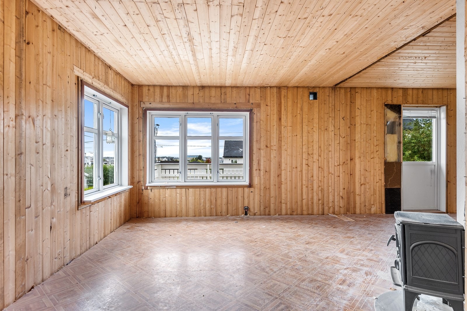 Her er det meste revet og klargjort for oppussing/ oppbygging Galleribilde