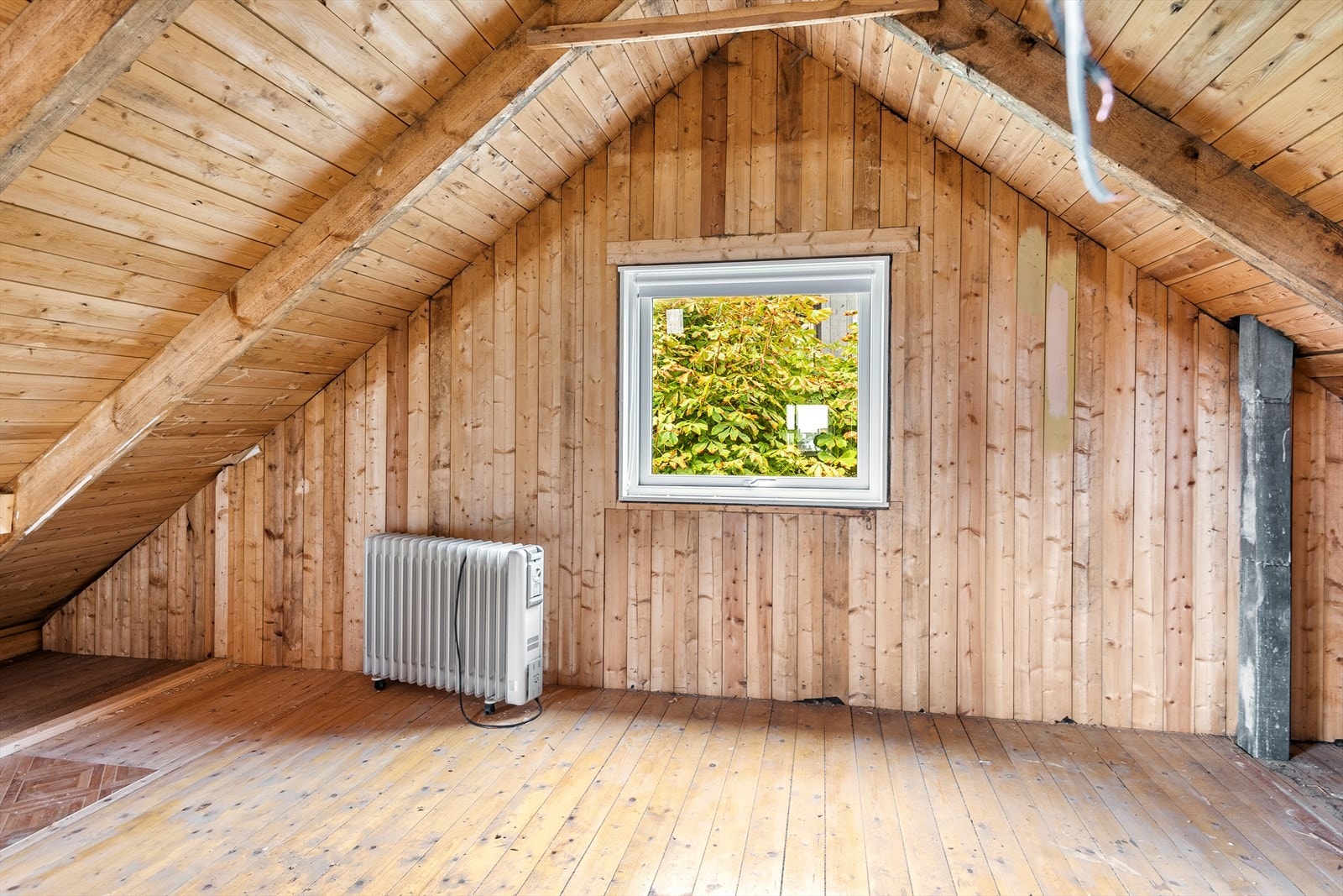 Romslig loft Galleribilde