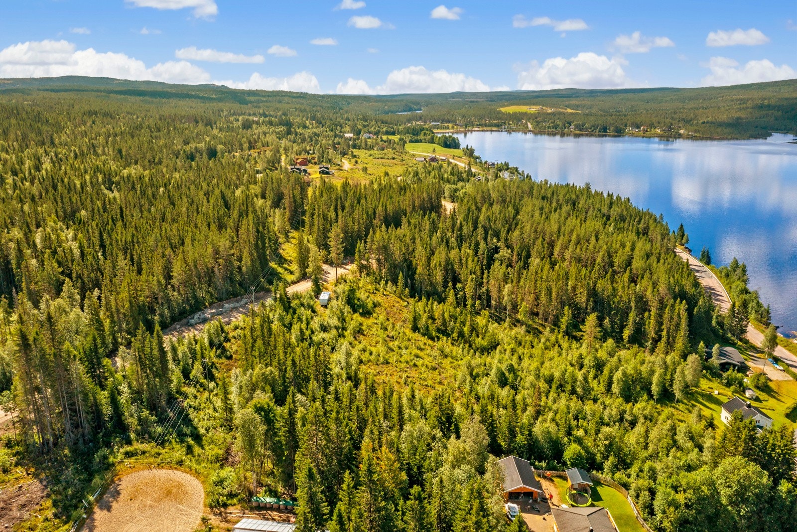 Kort vei til skisenter; både Trysilfjellet og Galleribilde