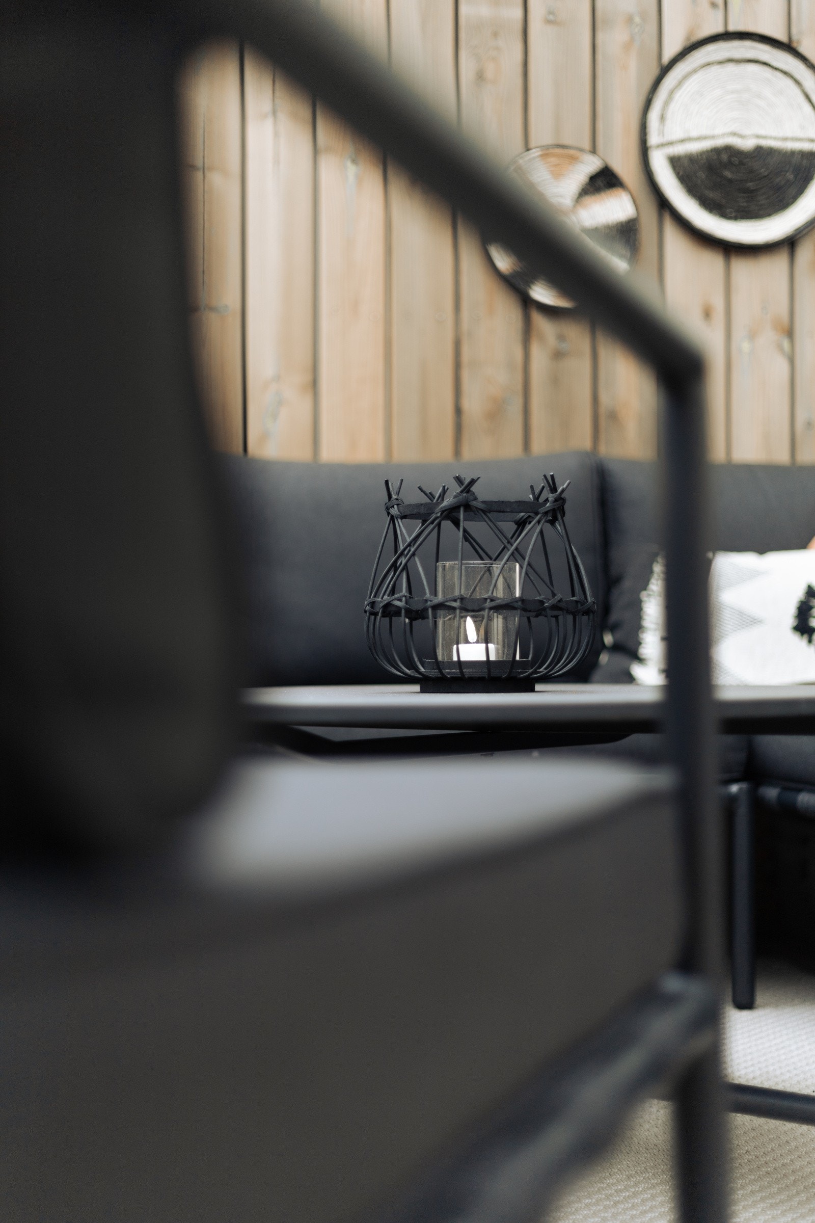 Balkongen fikk nye terrassebord sommeren 2022 Galleribilde