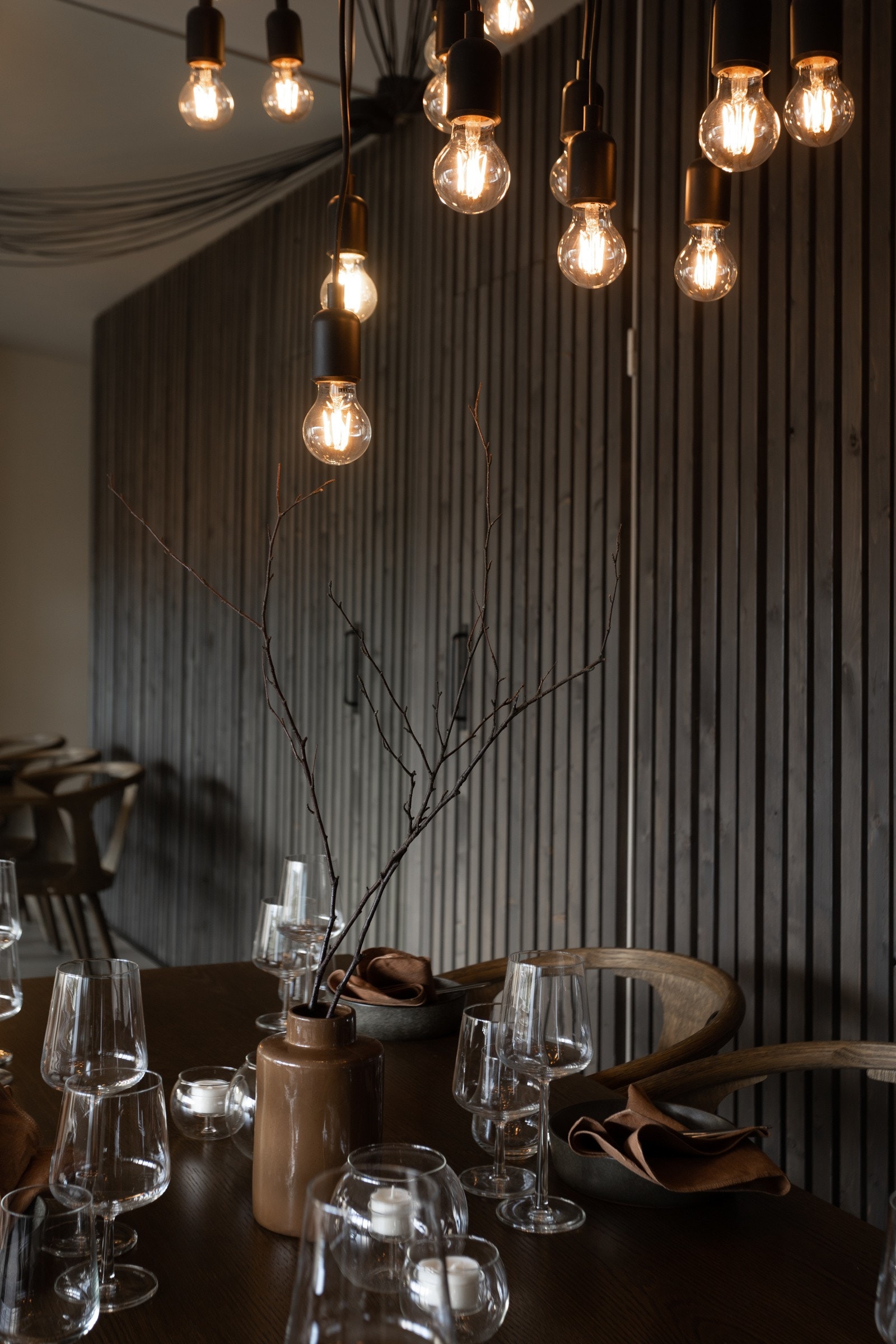 I spileveggen er det dør til kontor/soverom Galleribilde