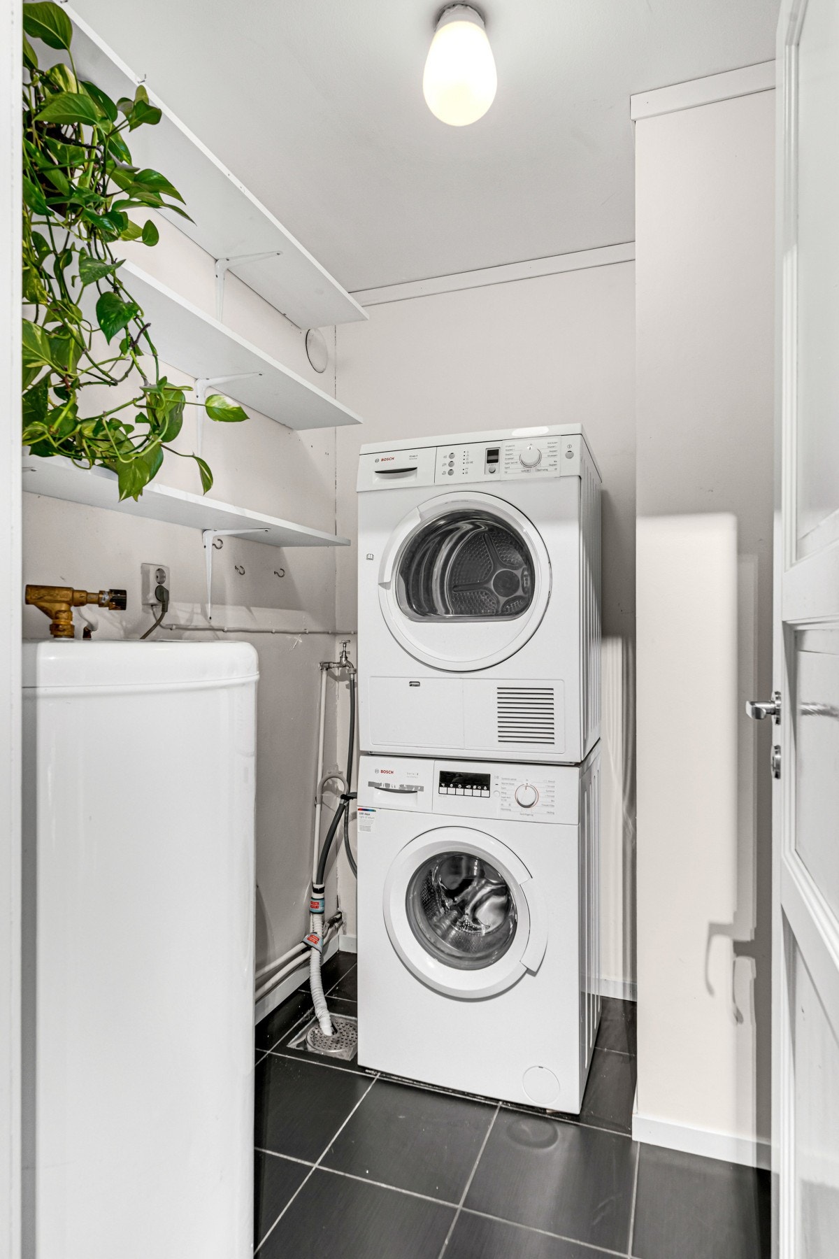 Mange vil sette pris på å ha et separat vaskerom. Galleribilde