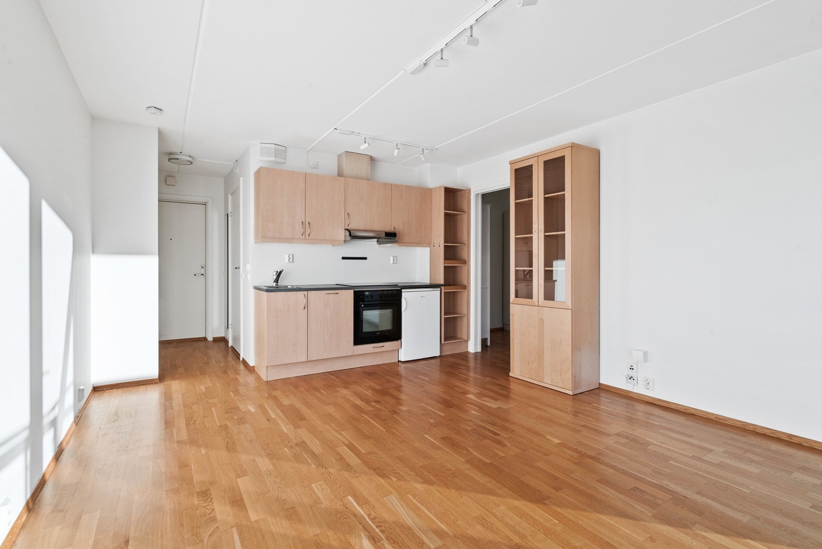 Leiligheten har god beliggenhet i en 7. etasje, med enkel adkomst via heis Galleribilde