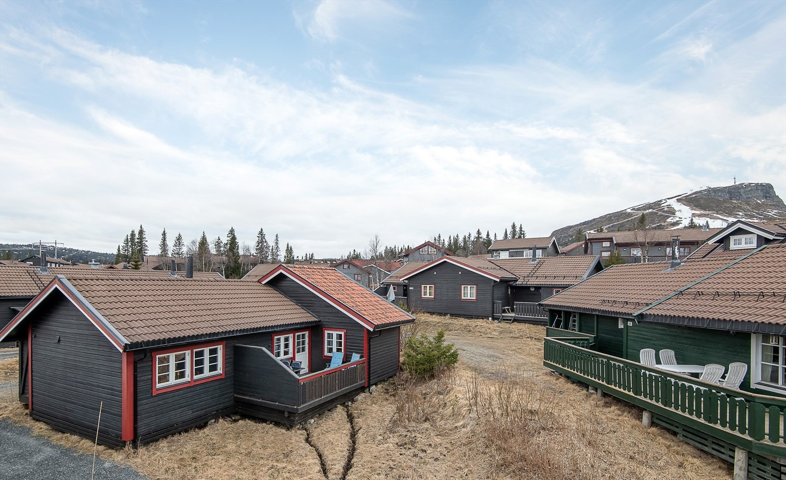 Fritidsbolig i sentrum av Skeikampen med gåavstand til "alt" av fasiliteter. Galleribilde