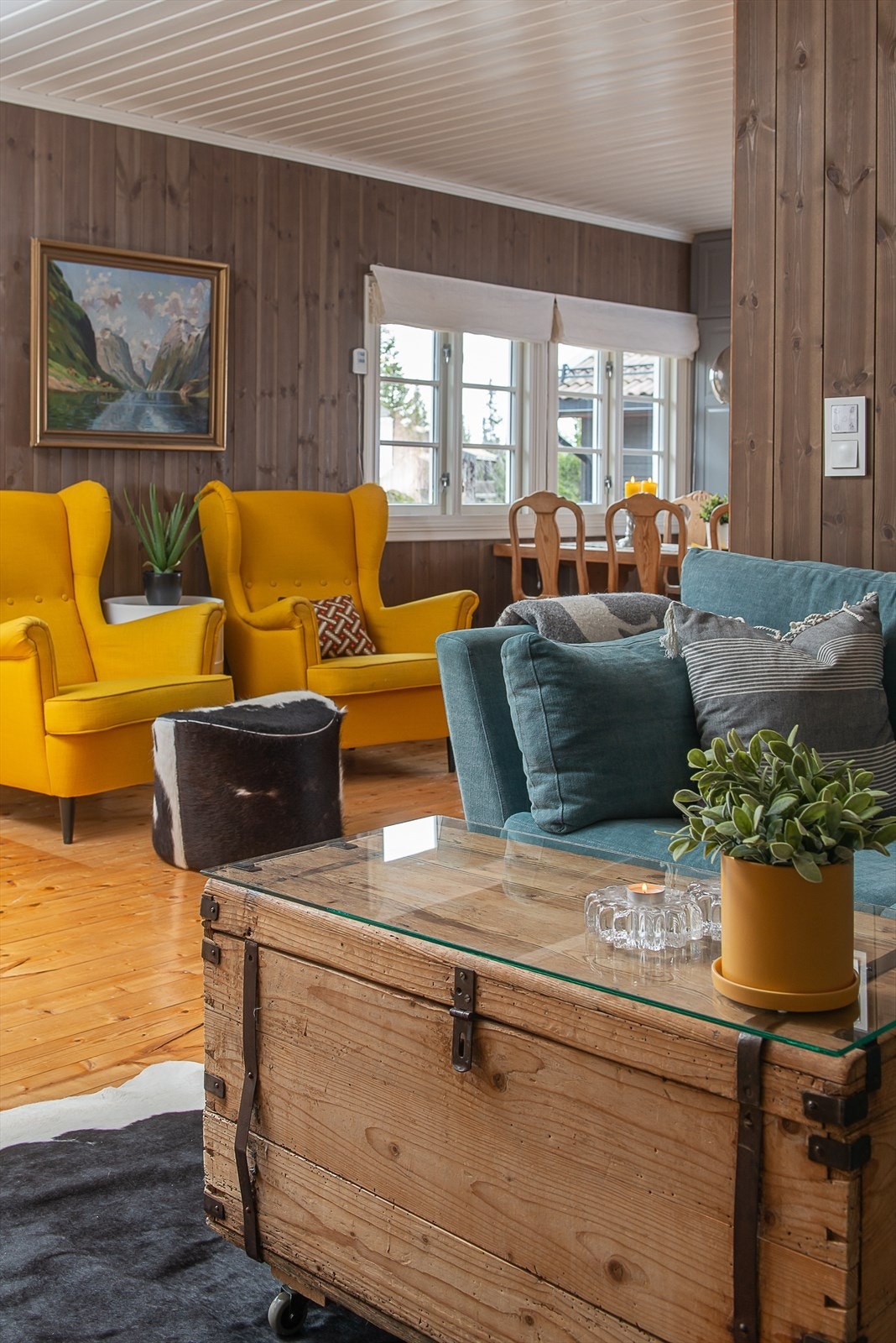 Det er rom og plass til fine møbleringsmuligheter i stuen/kjøkken Galleribilde