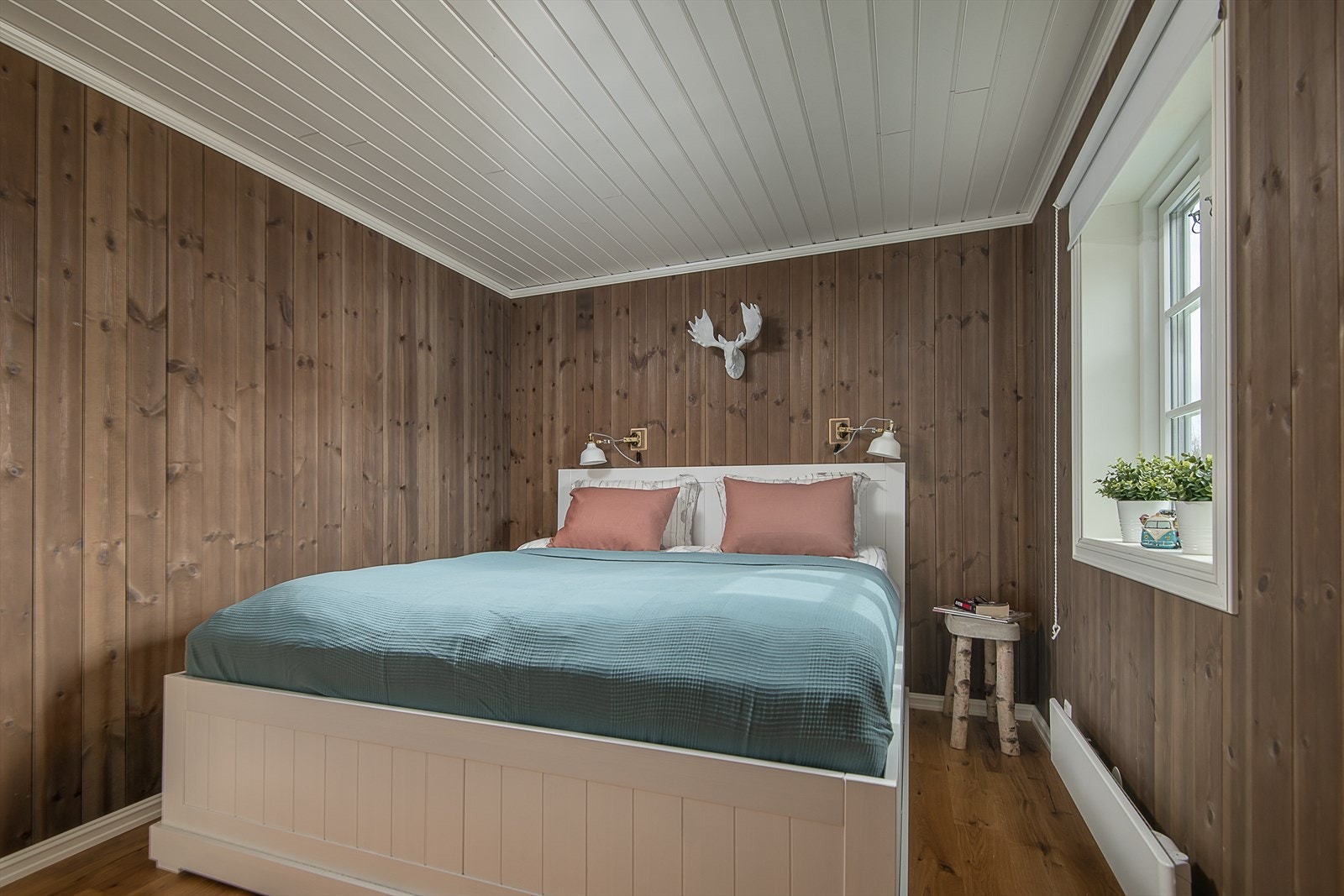 I alt inneholder hytten 3 soverom av god størrelse Galleribilde