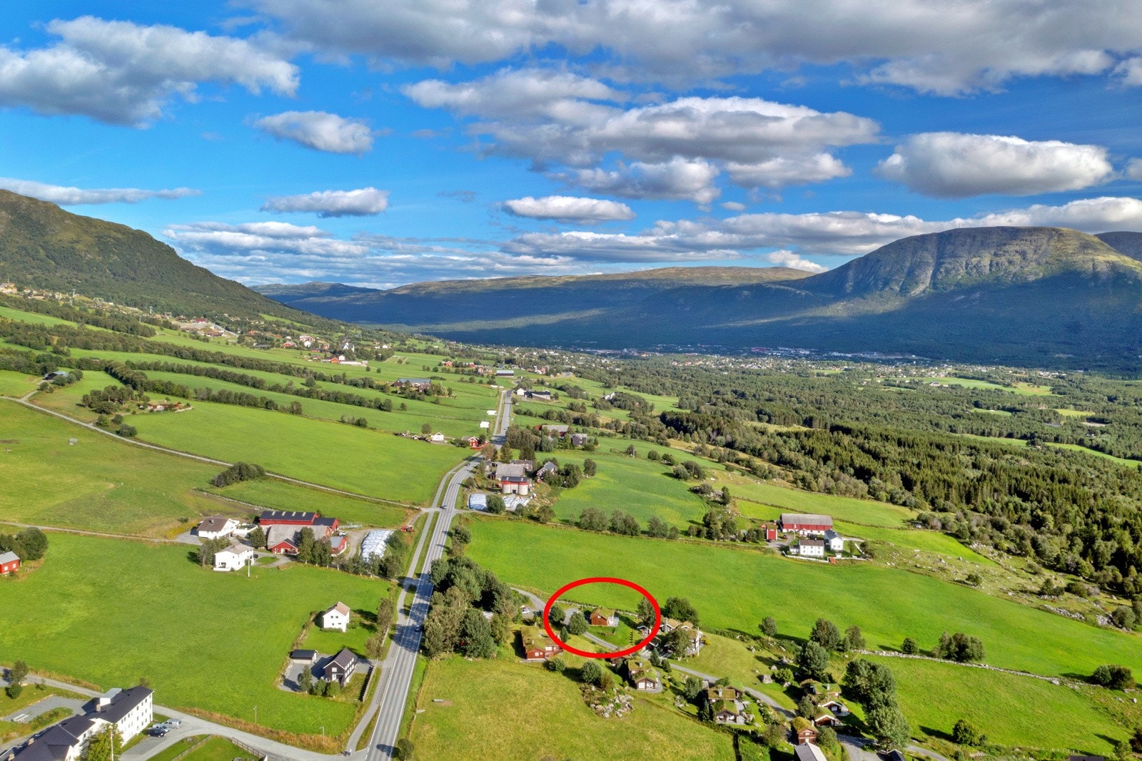 Oversiktsbilde mot sentrumsområdet Galleribilde