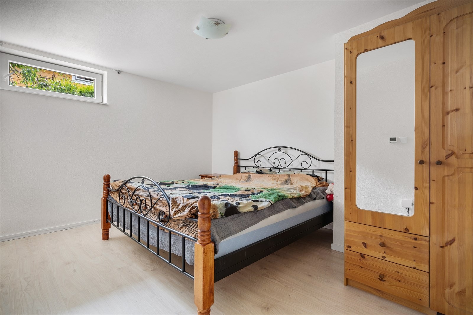 Ett av 2 soverom i utleiedelen. Galleribilde