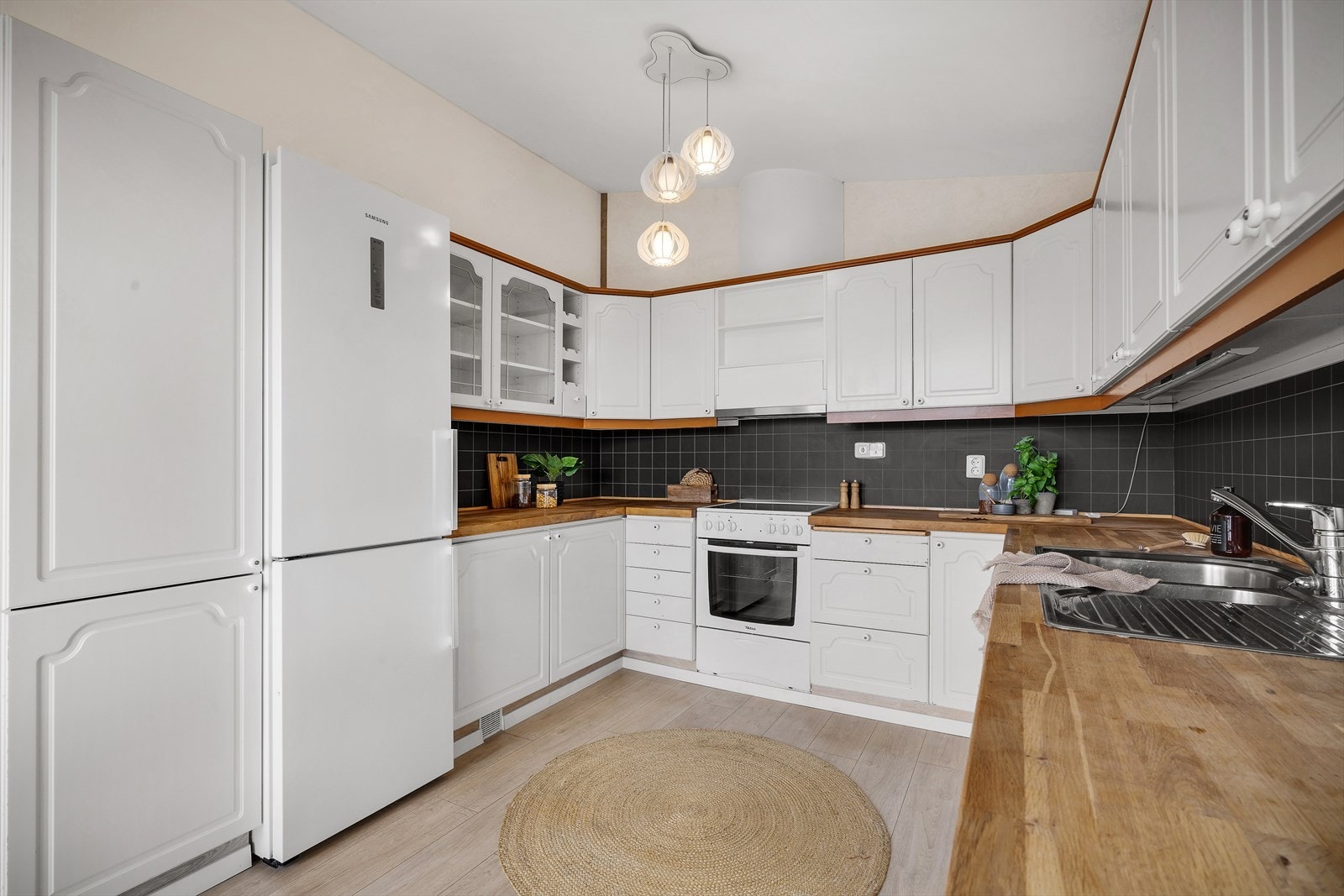 Innredning med løse hvitevarer. Galleribilde