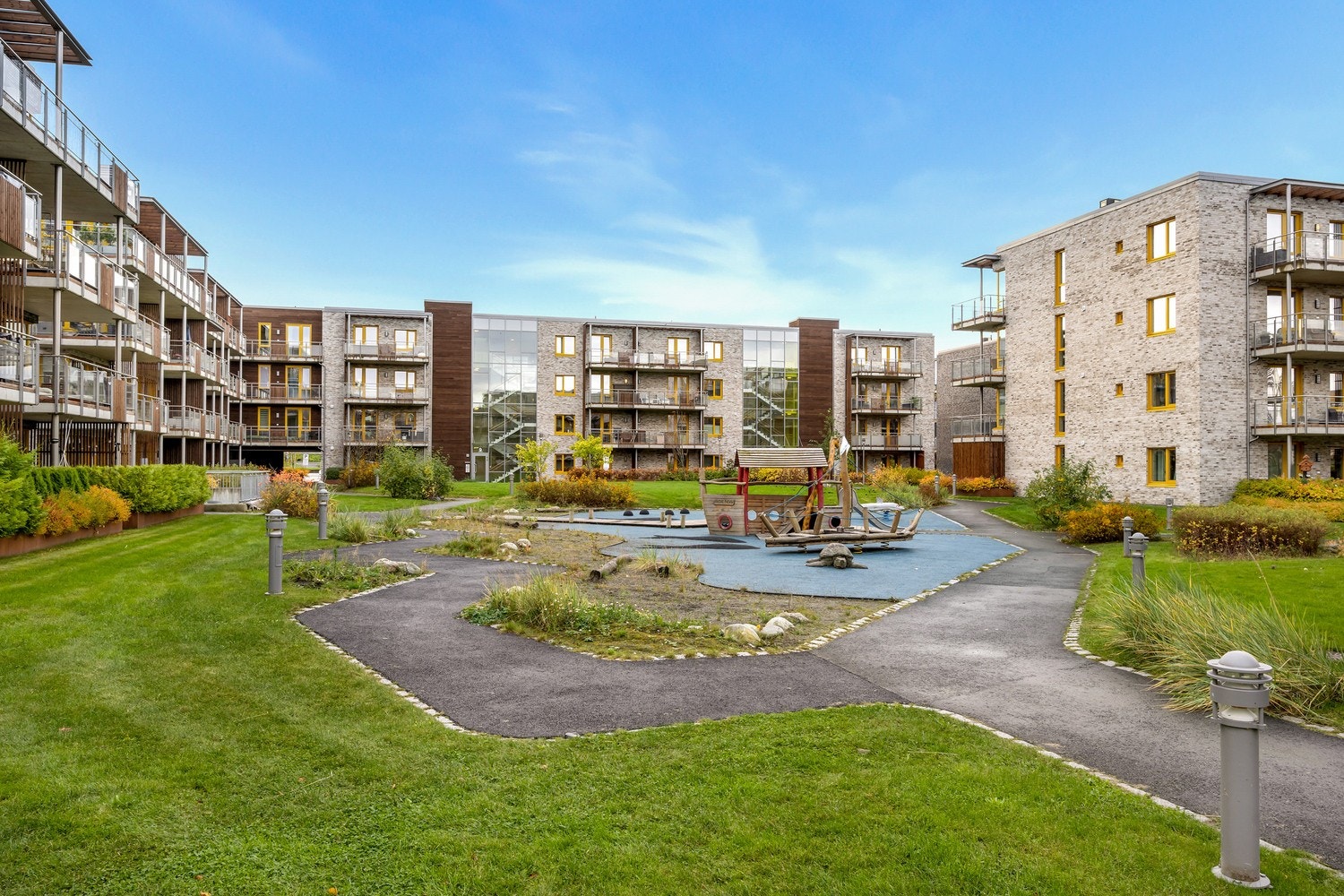 Sameiet er veldrevet og har pent opparbeidede fellesarealer. Galleribilde