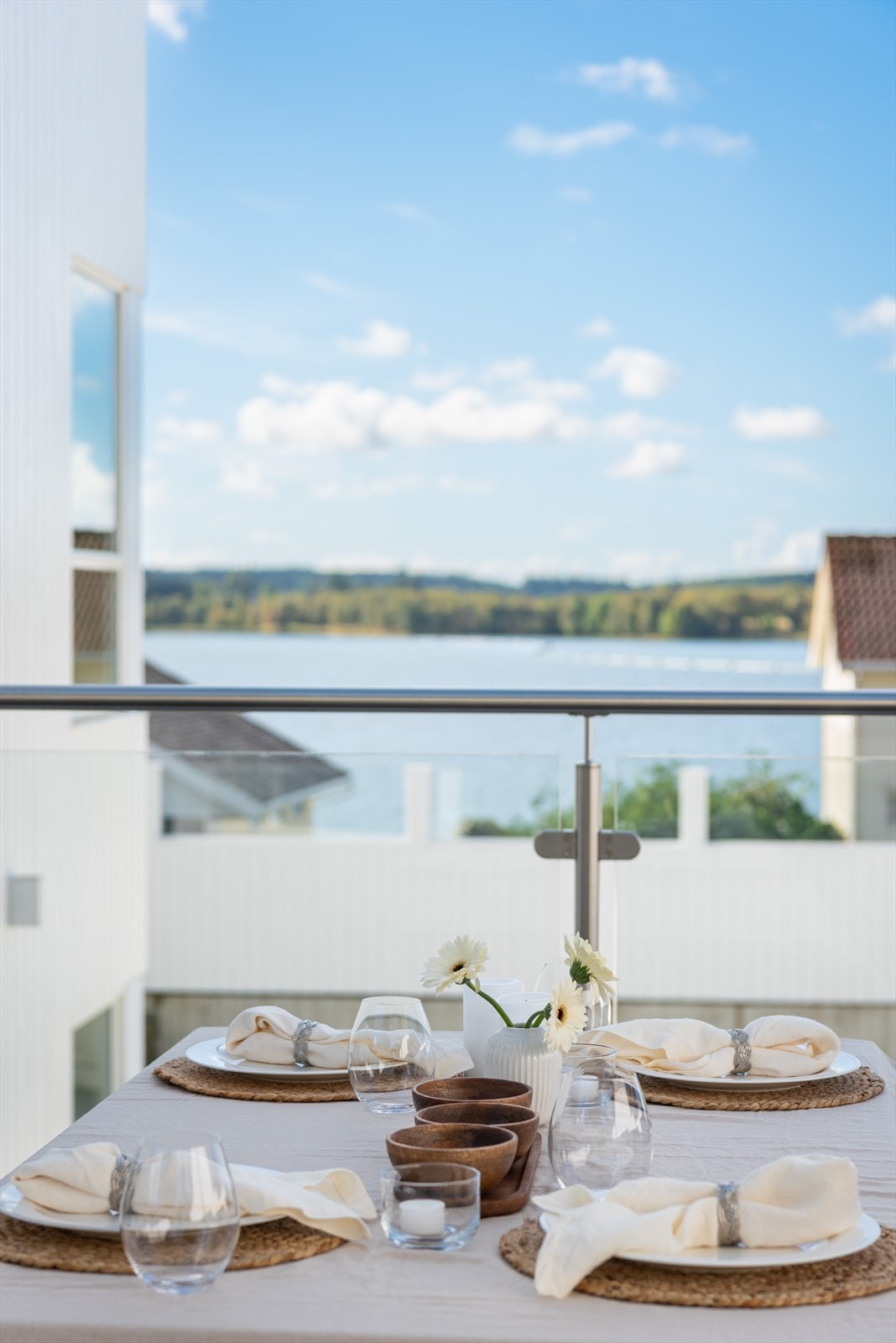 Terrassen over garasjen. Galleribilde