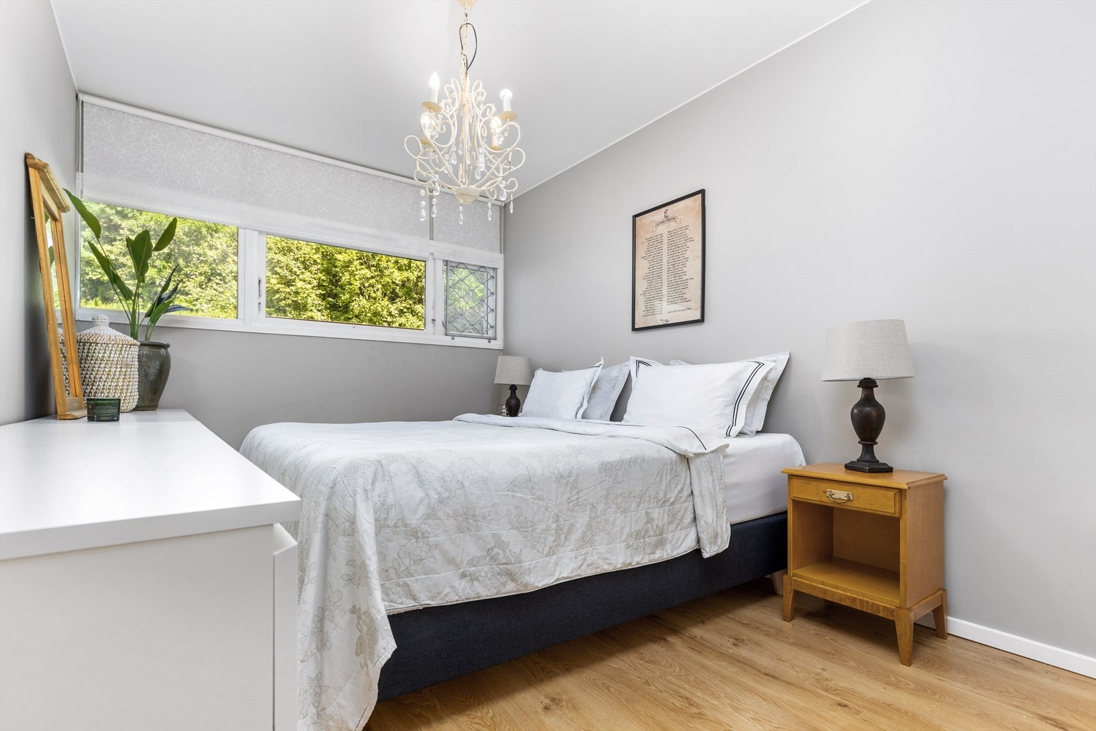 Lyst og pent Galleribilde