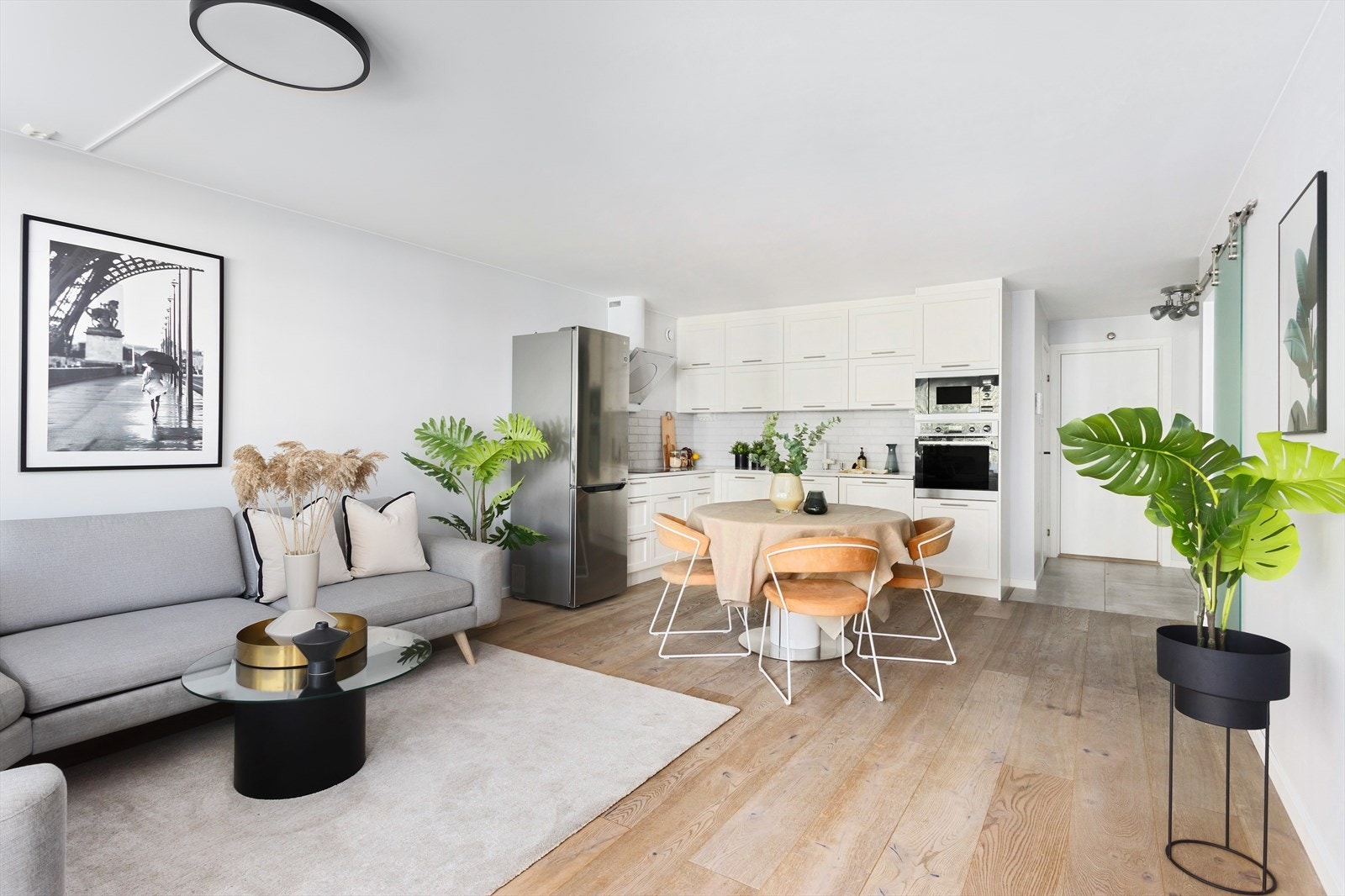 Meget kvadratisk og smart planløsning gjør boligen praktisk. Galleribilde