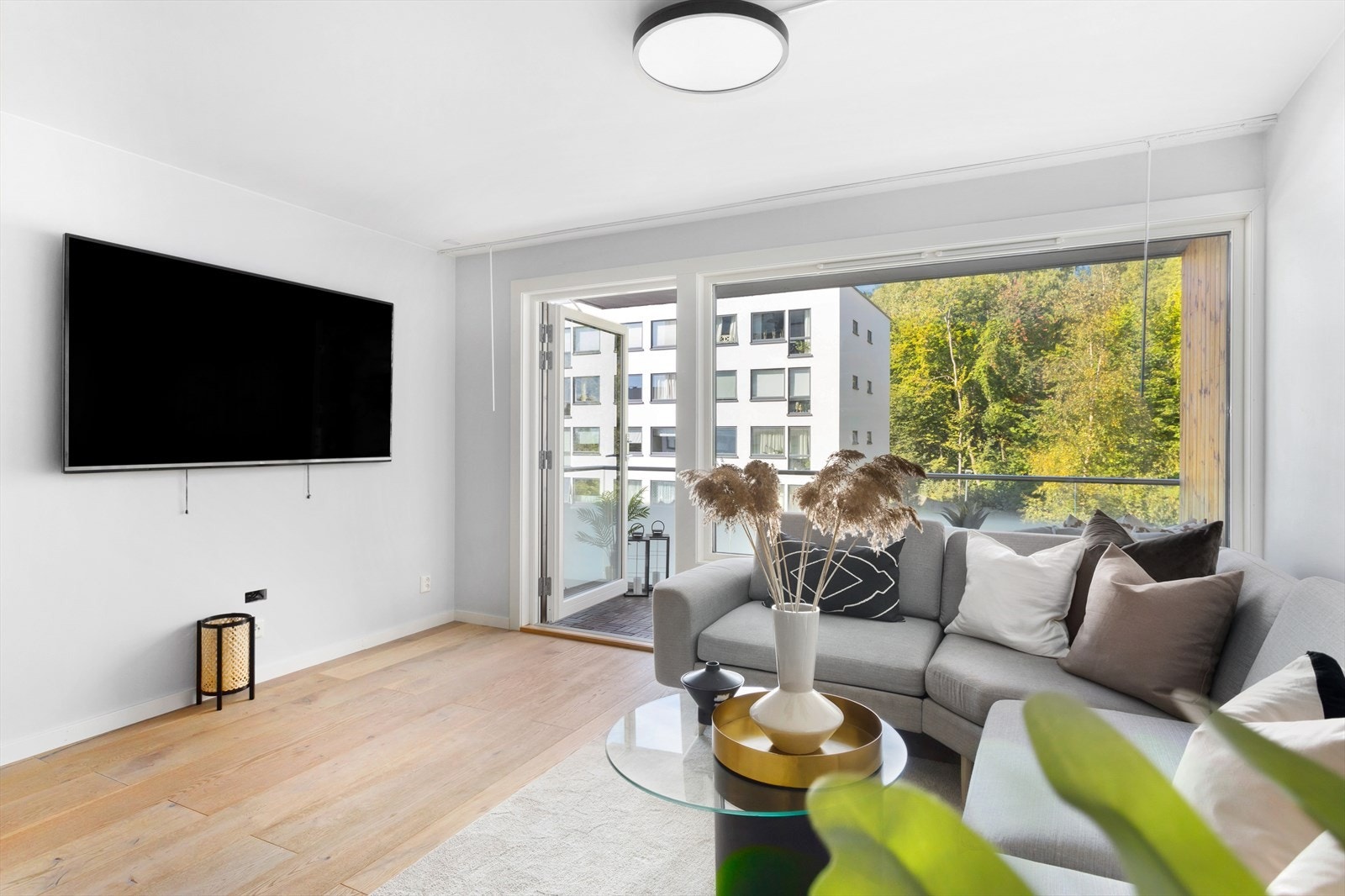 Kvadratsmart planløsning med gode innredningsmuligheter. Galleribilde