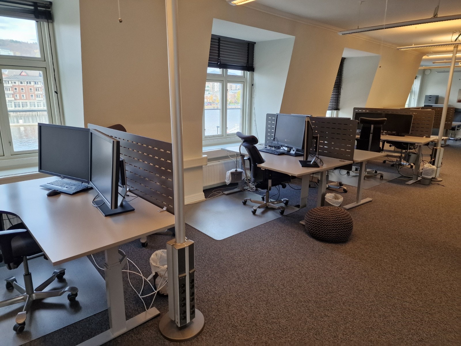 Kontorfellesskap Galleribilde