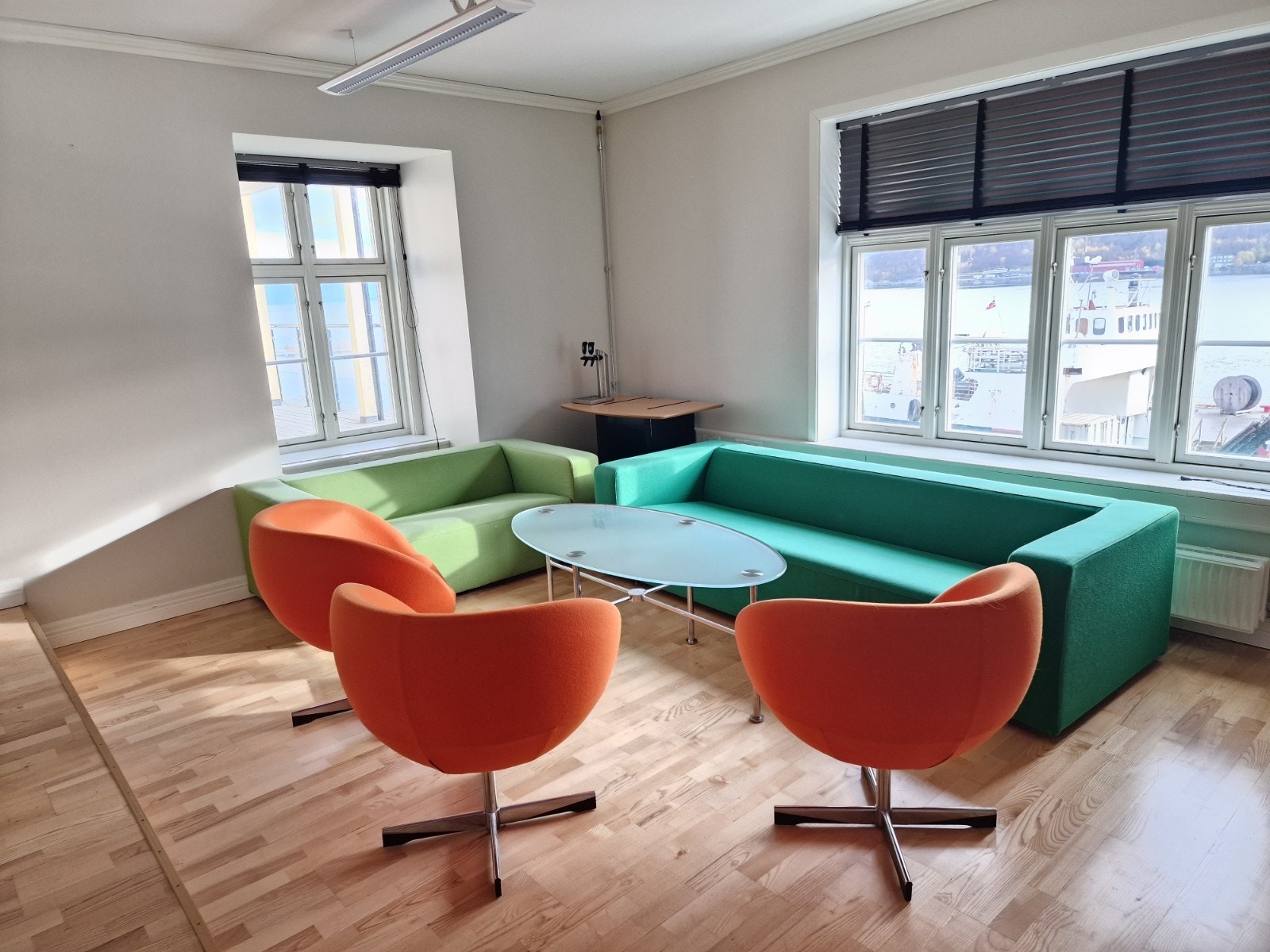 Lounge ved kantine Galleribilde