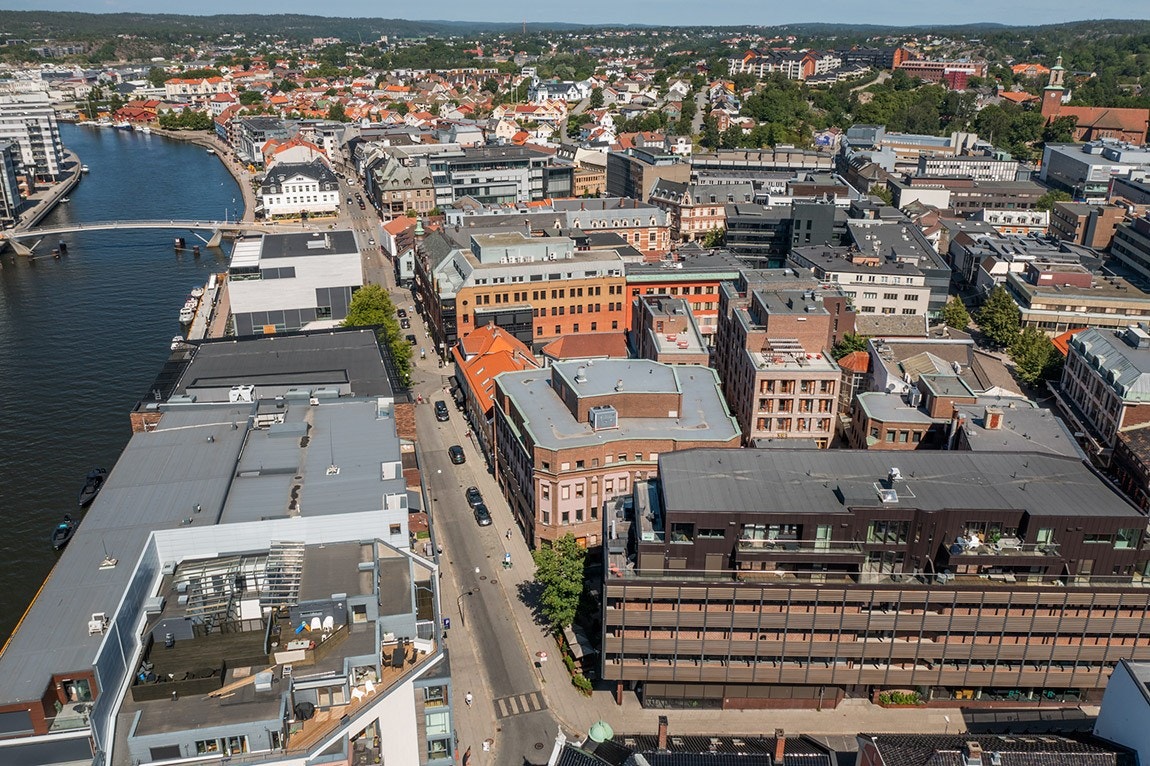 Karlandergården. Mot nord. Galleribilde