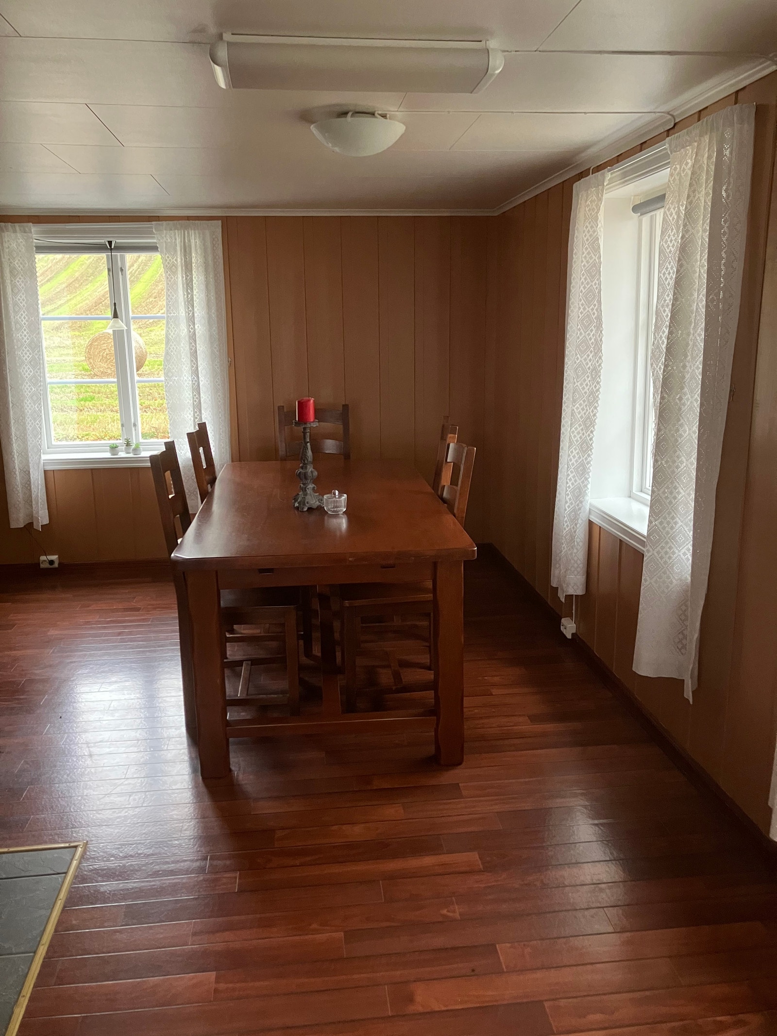 Spisebord Galleribilde