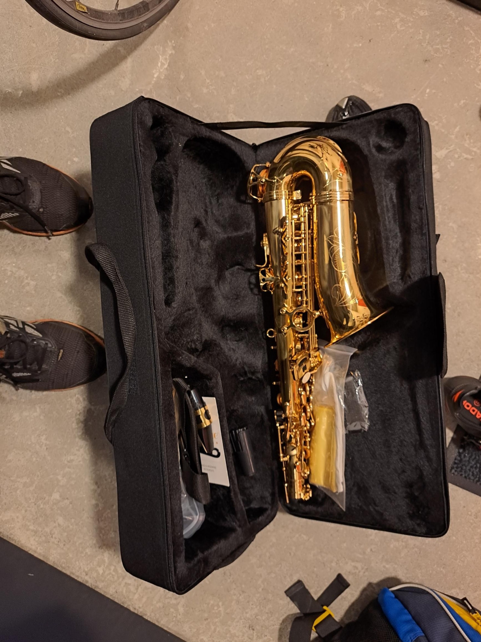 valente　アルトサックス Valente アルトサックス