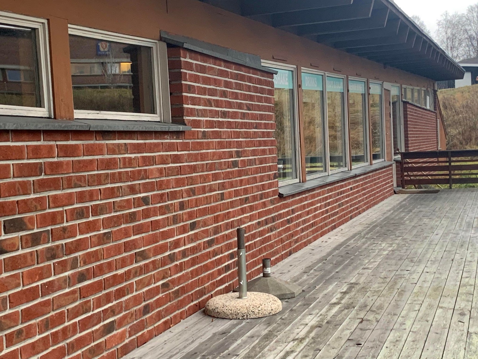 Uteplass med utgang rett fra restauranten Galleribilde