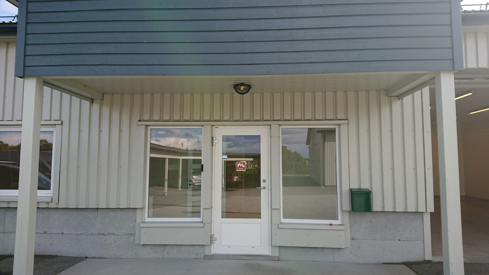 Inngangsparti overbygd Galleribilde