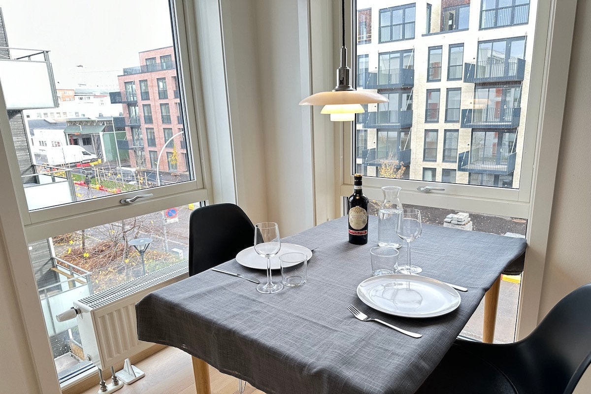 Lyst og fin spiseplass Galleribilde
