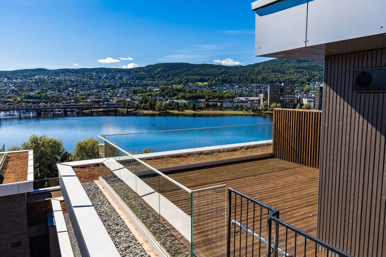 Utsikt fra felles takterrasse Galleribilde
