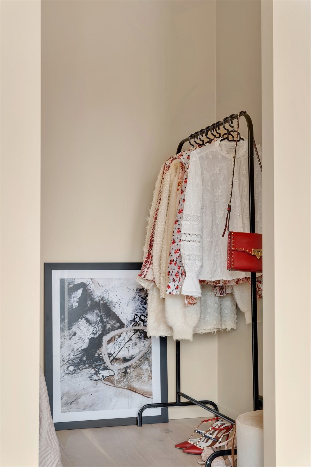 Det er satt inn et 150 cm skap Galleribilde