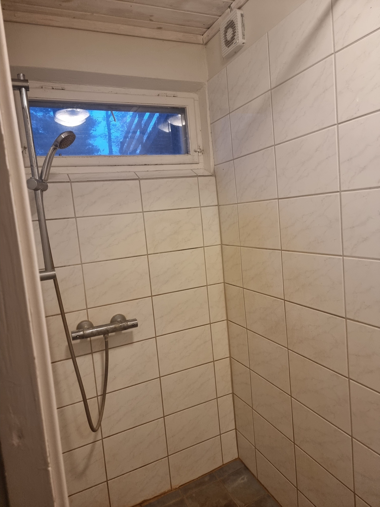 Dusjrom Galleribilde