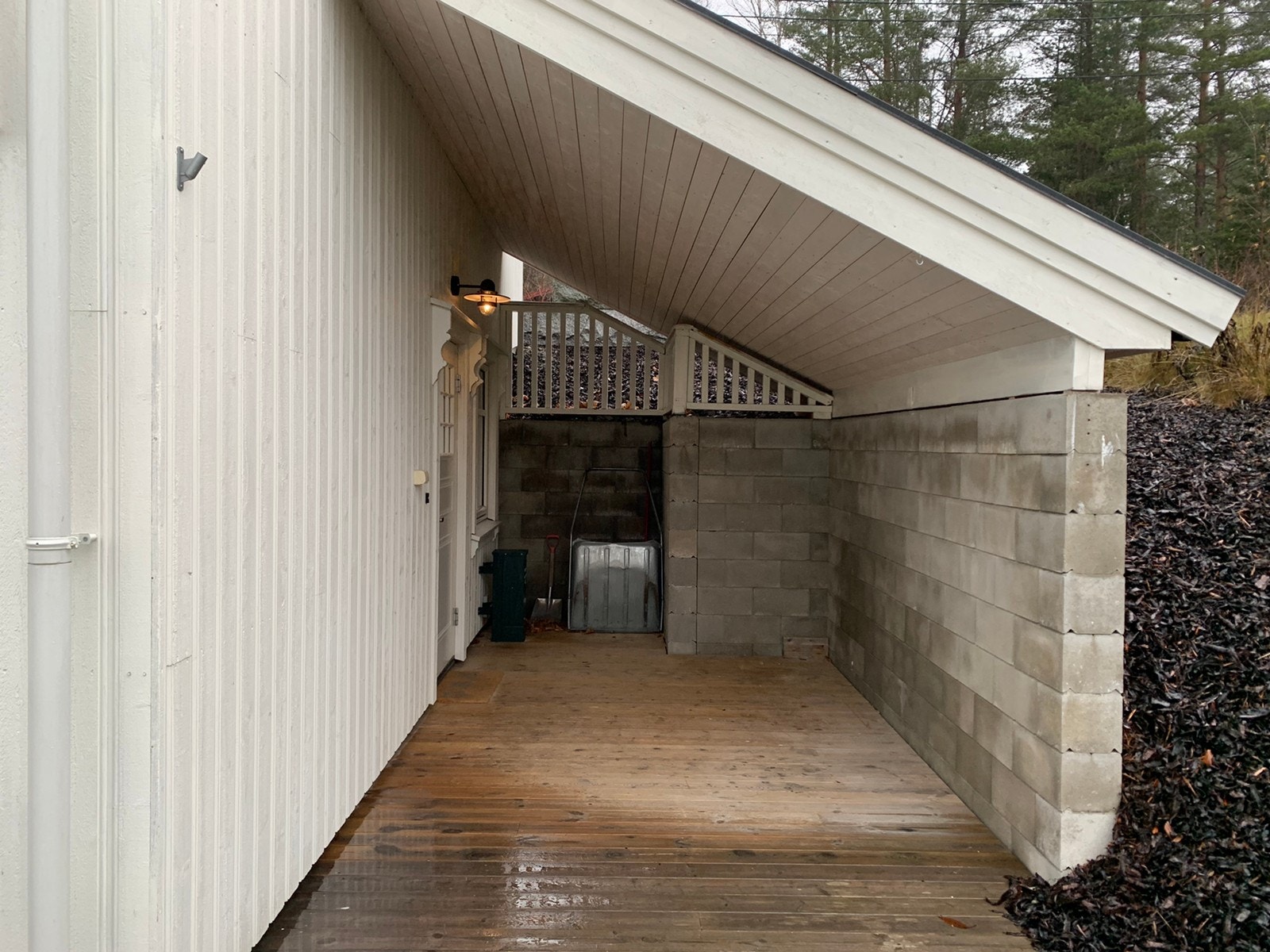 Overbygd inngangsparti Galleribilde