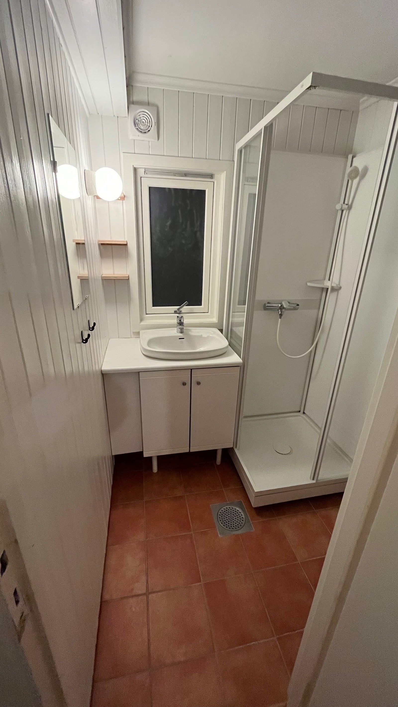 Bad - Nytt batteri i dusjen. Galleribilde