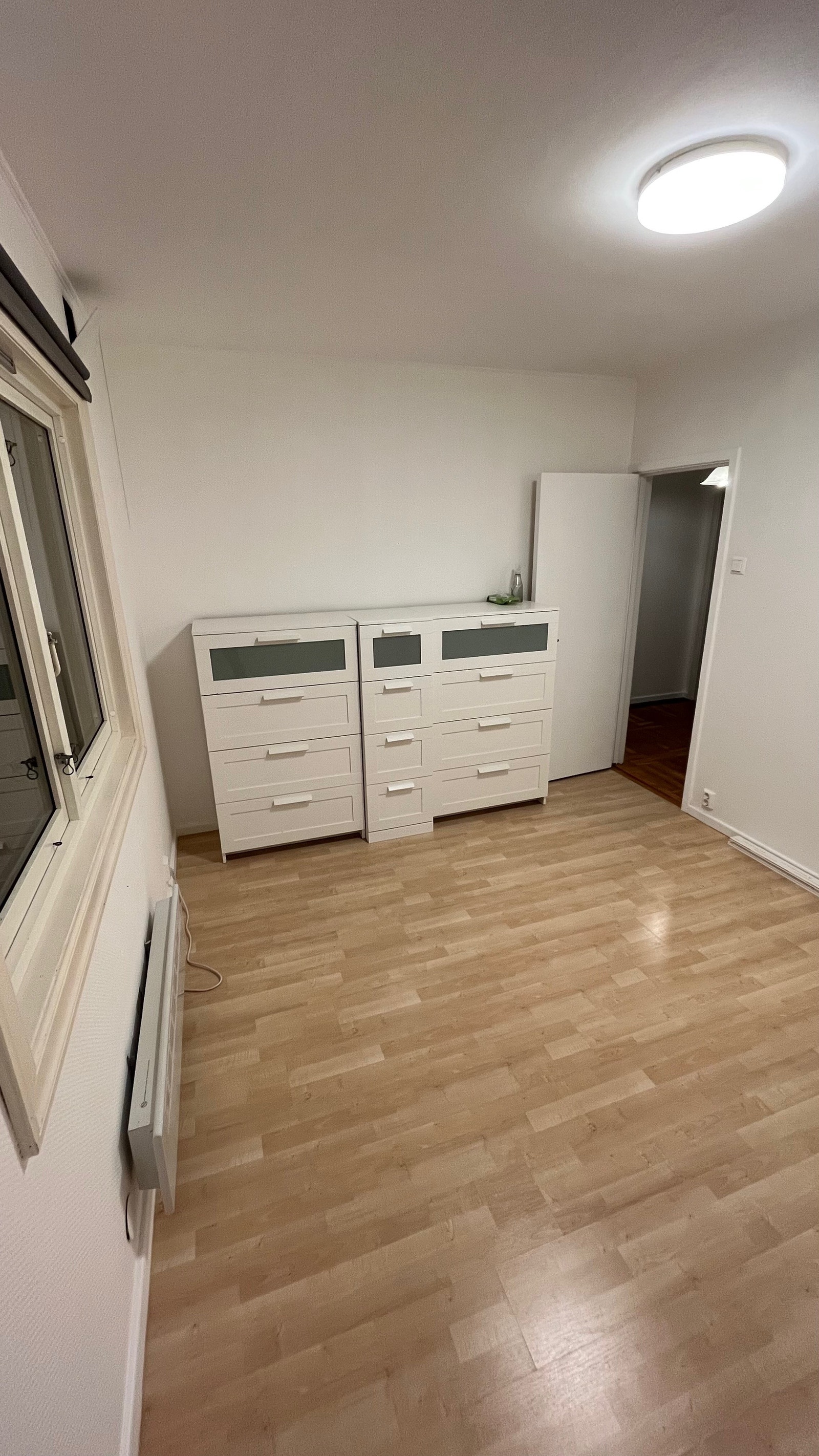 Soverom 2 - Kommode kan følge med. Galleribilde