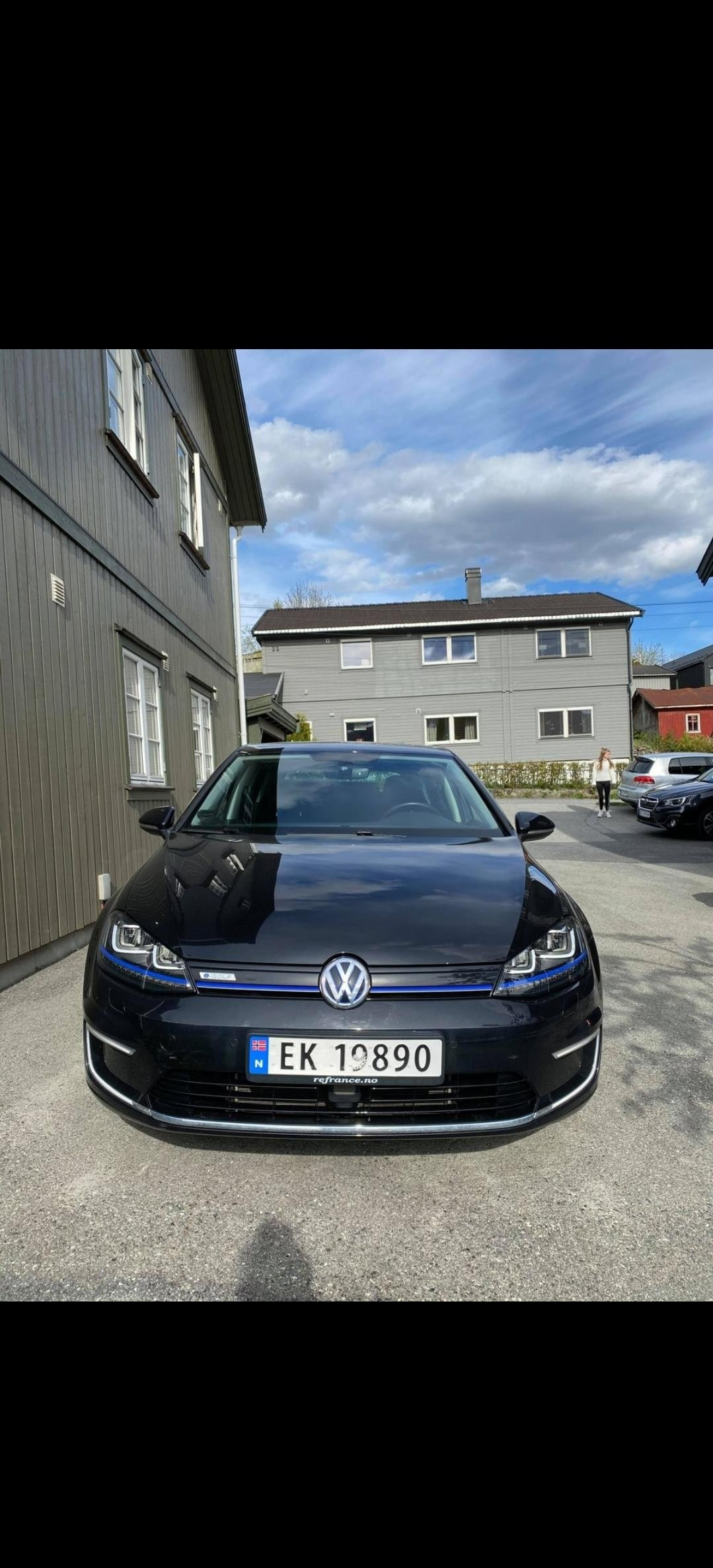Volkswagen Golf E-GOLF