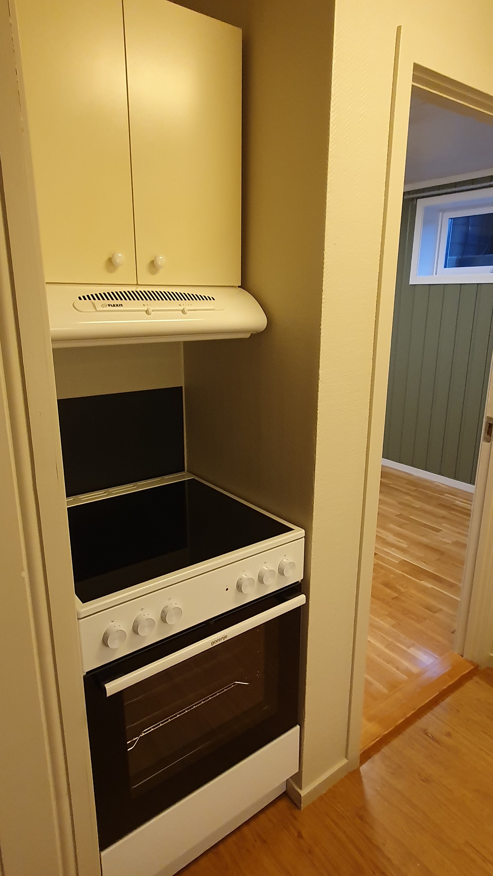 Komfyr og ventilator Galleribilde