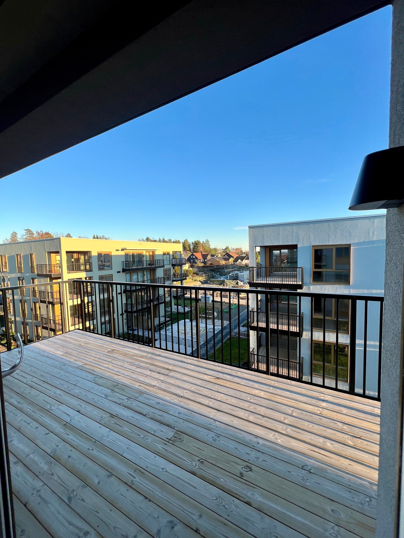 Romslig terrasse på 10kvm! Galleribilde