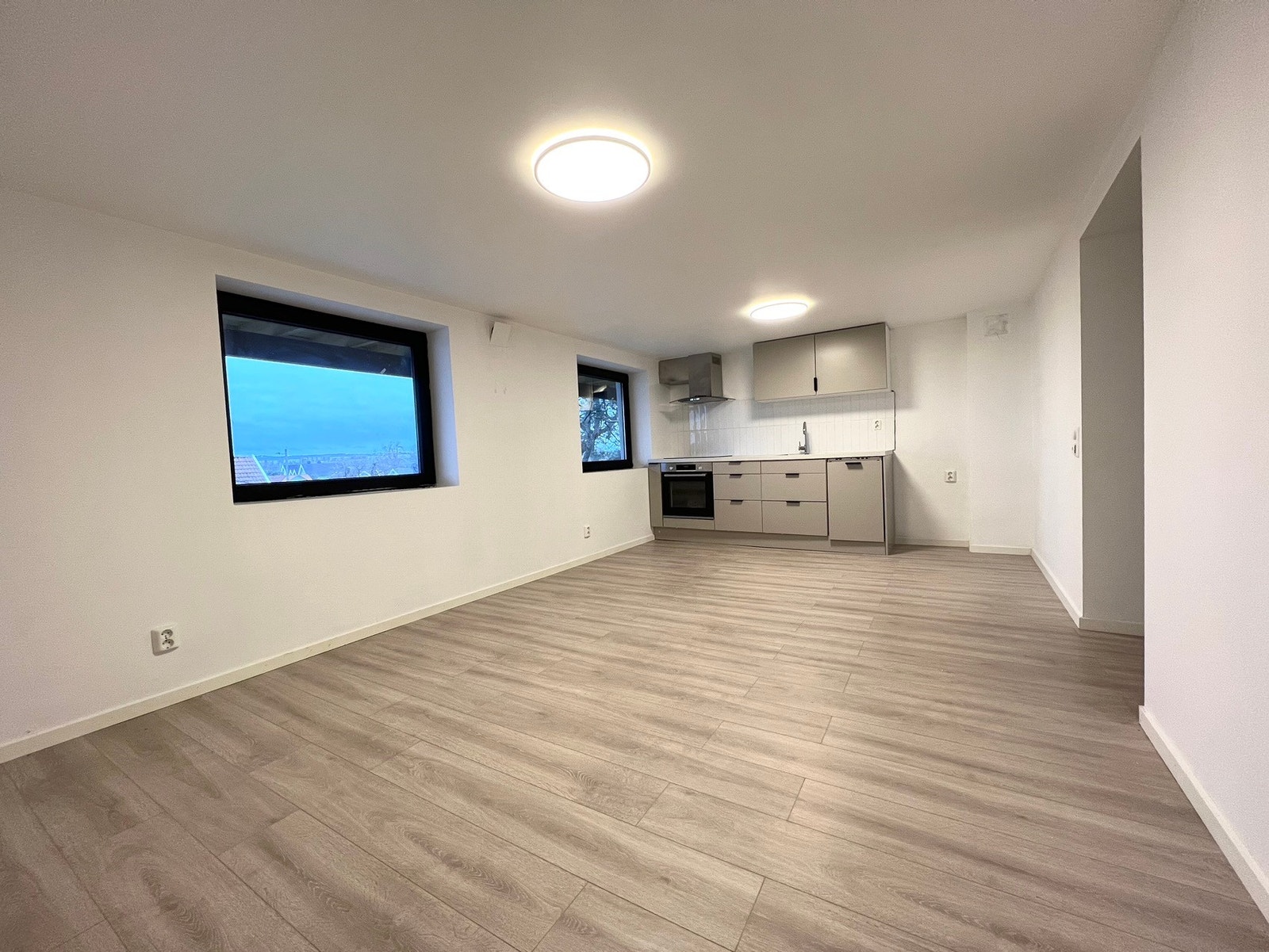 Spisestue kan bli plassert i tilknytning til kjøkken Galleribilde