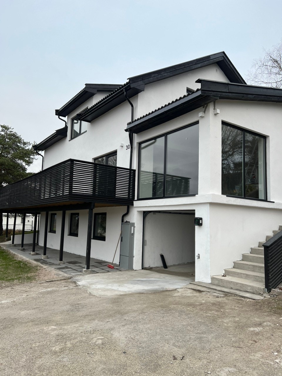 Mulighet for P-plass og EL-bil lading Galleribilde