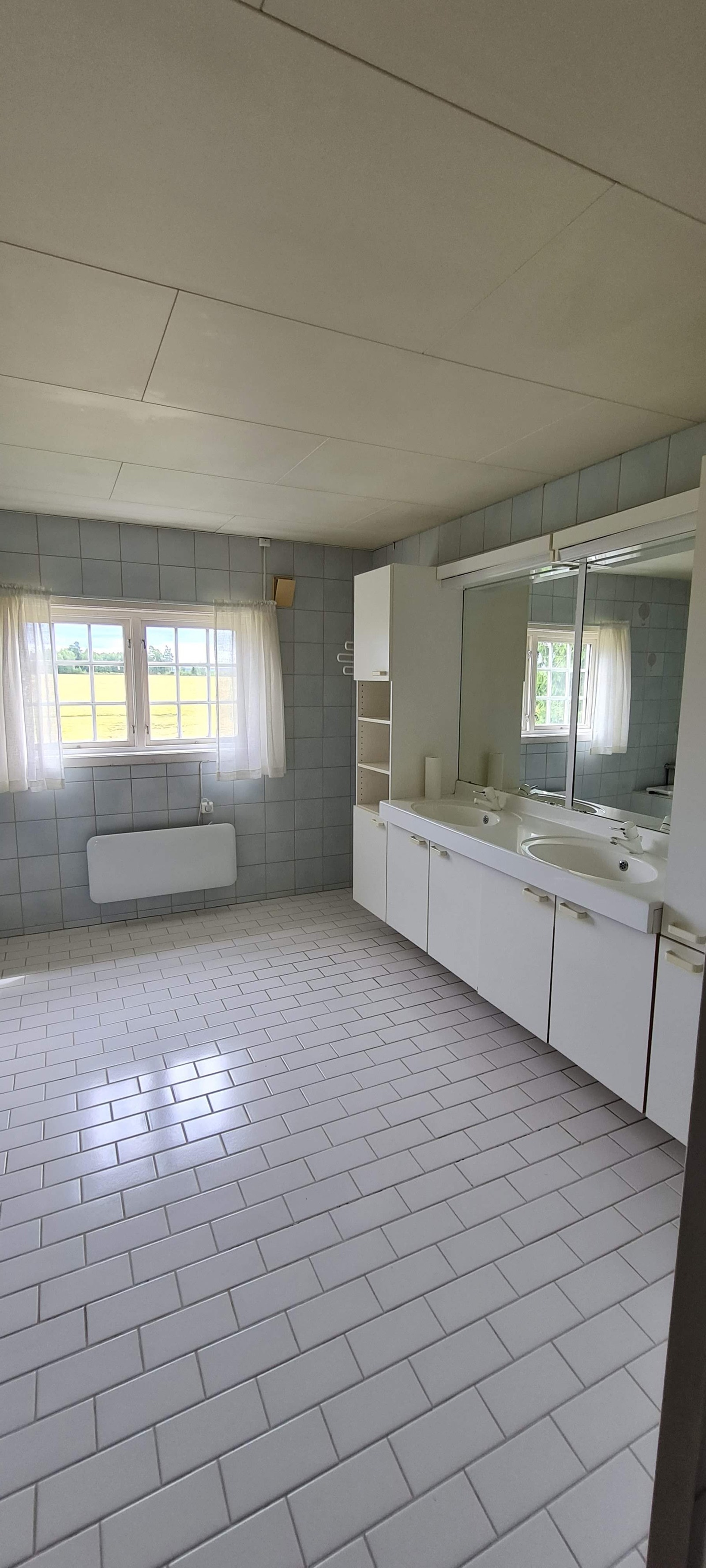 Bad 1, 2etg Galleribilde