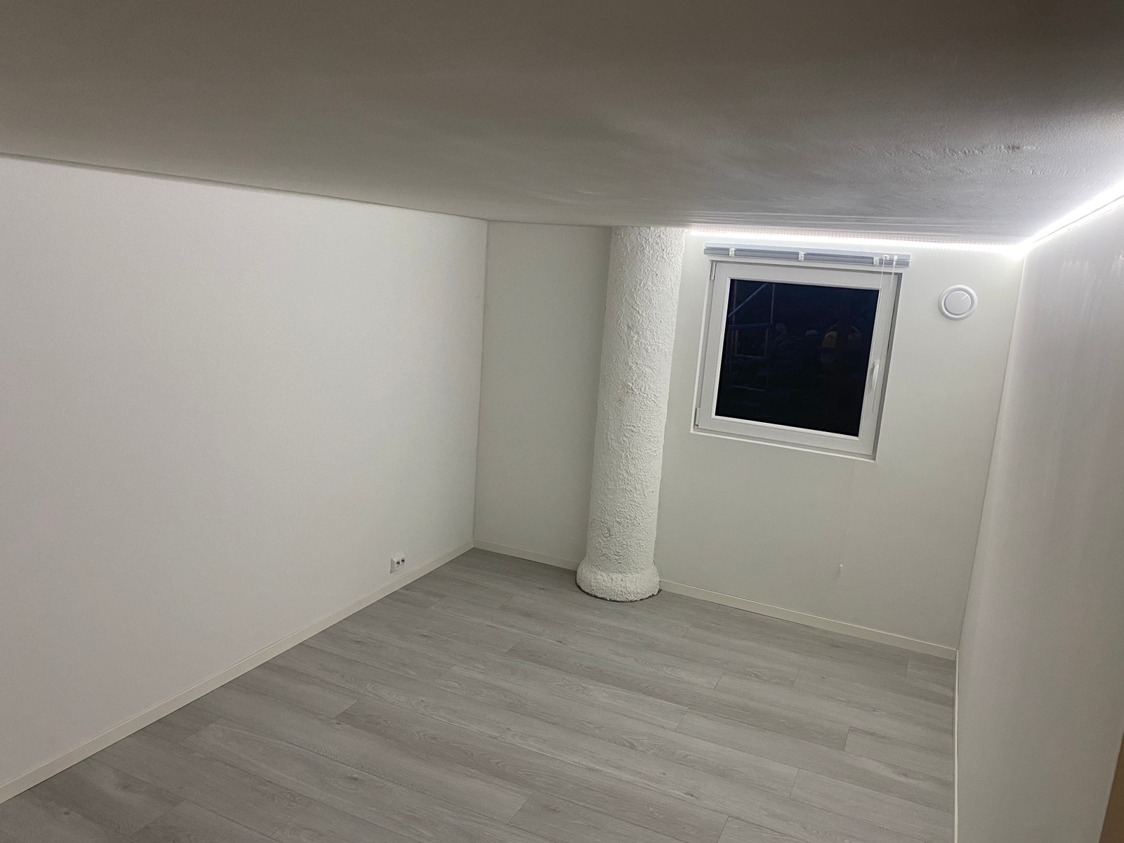 sov stort Galleribilde