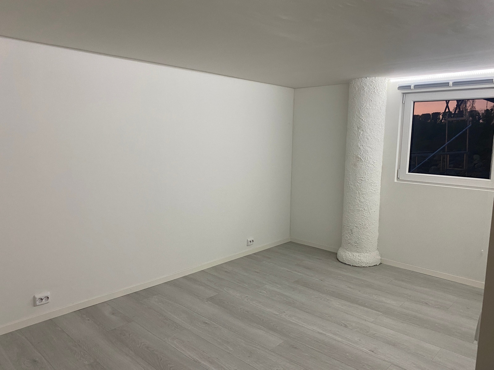 sov stort Galleribilde