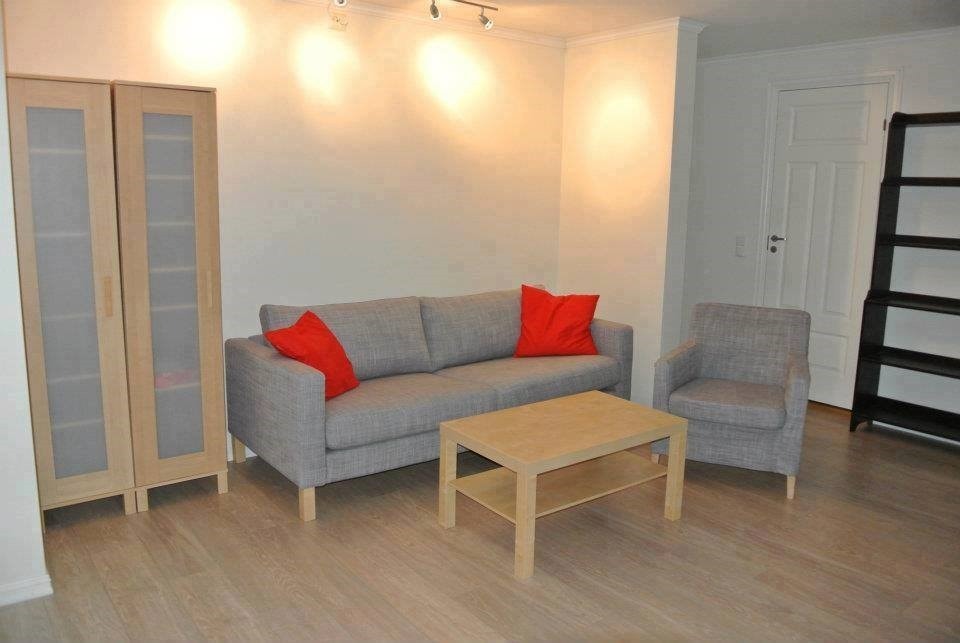 Det er eget inngangsparti/adkomst til praktikantdel Galleribilde