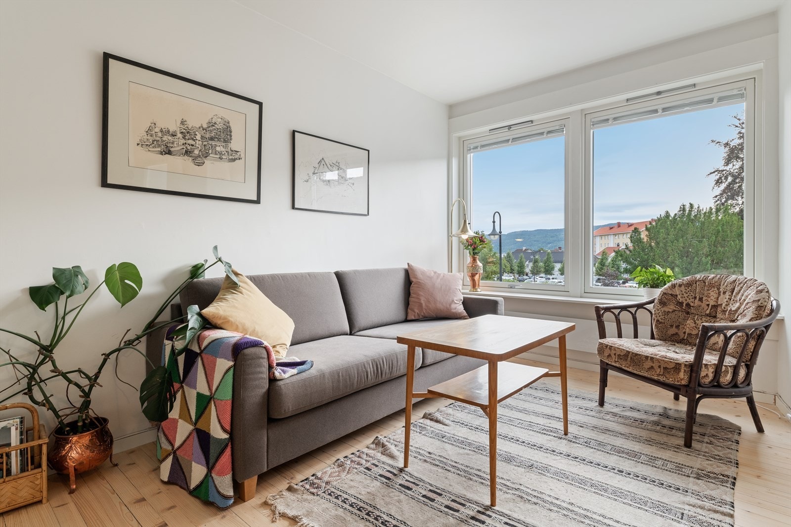 Her kan du ha sofa med tilhørende møblement. Galleribilde