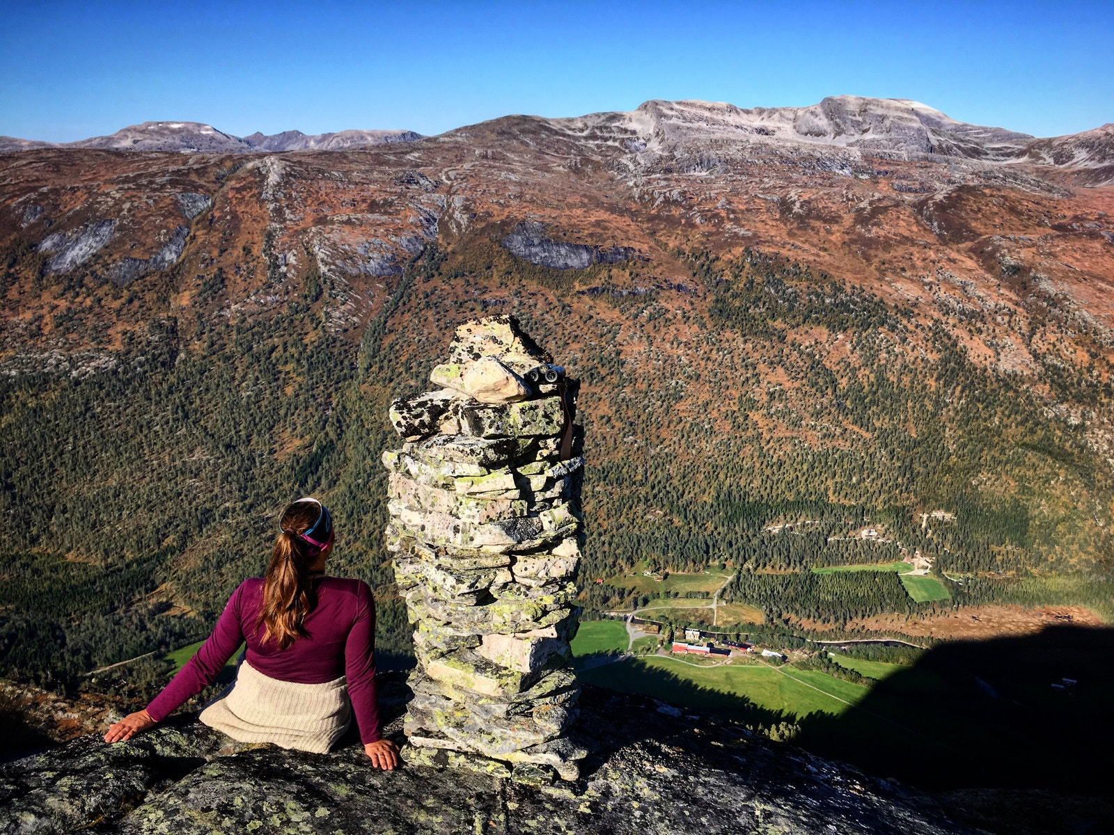 En av de aller fineste turene, utsikt fra Storfjellet mot Kårvatn Galleribilde