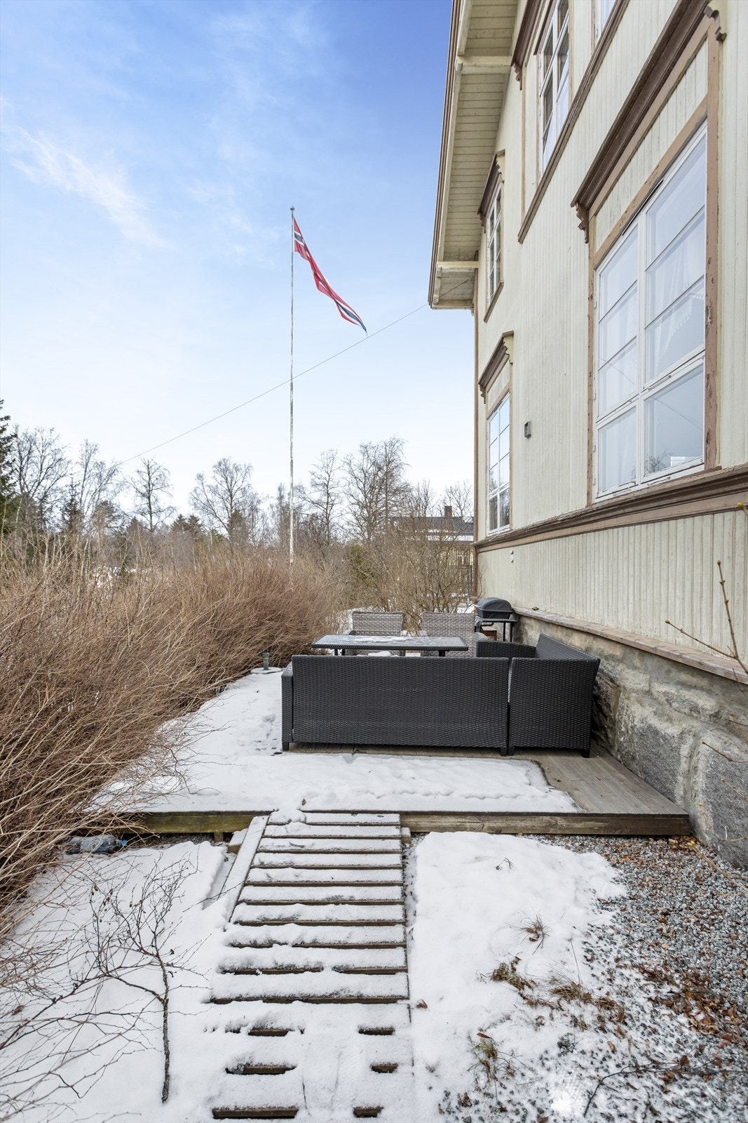 Terrasse. Galleribilde